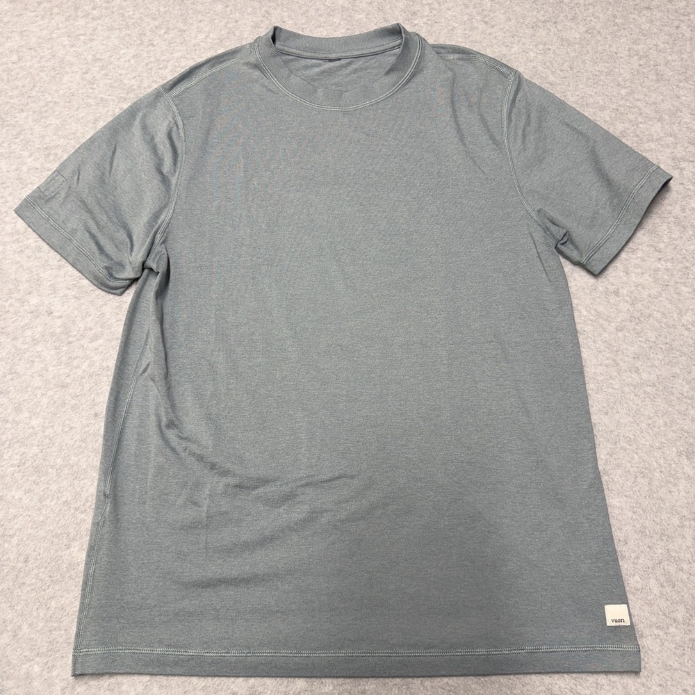 Vuori Shirt Mens Large Gray Short Sleeve Athletic Performance Tee Stretch